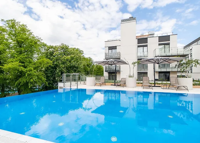 FARO y Nadmorskie Tarasy Przy Latarni Morskiej Baseny W Cenie Pools Inklusive